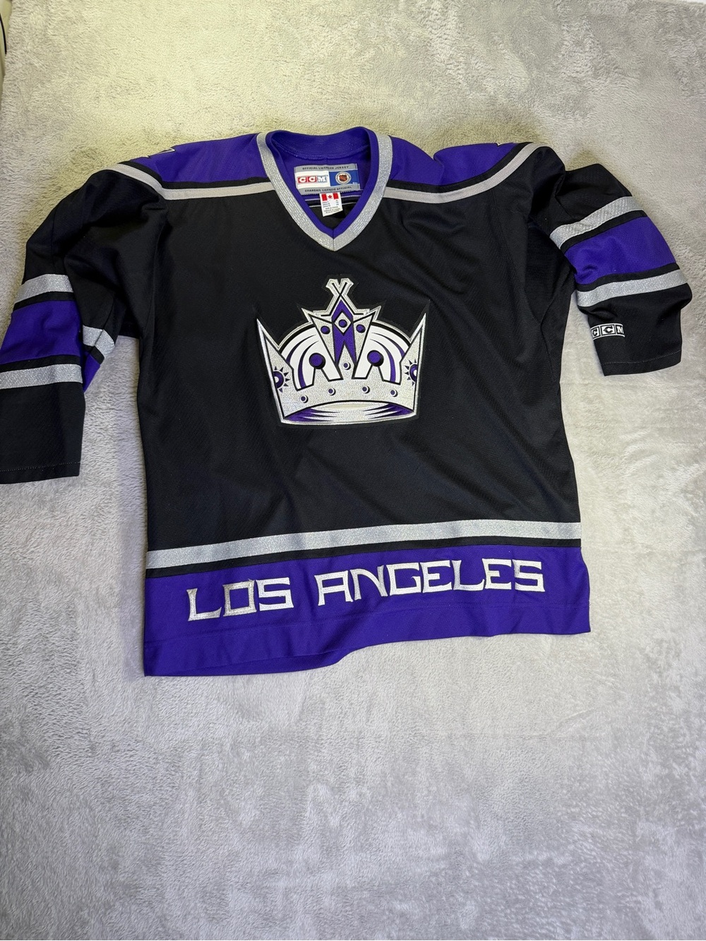 Cintage CCM Los Angeles Kings Hockey Jersey with Crown Logo XL